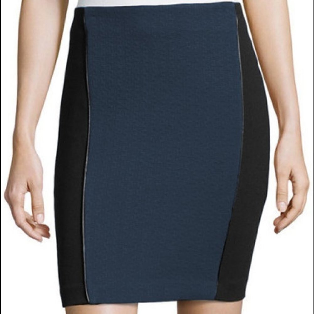 NWT Laundry by Shelli Segal Black Blue Quilted Mini Pencil Skirt